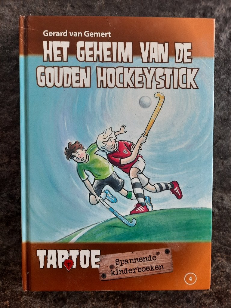 Het geheim van de gouden hockeystick AVI M6, Boeken, Ophalen of Verzenden, Zo goed als nieuw, Fictie algemeen