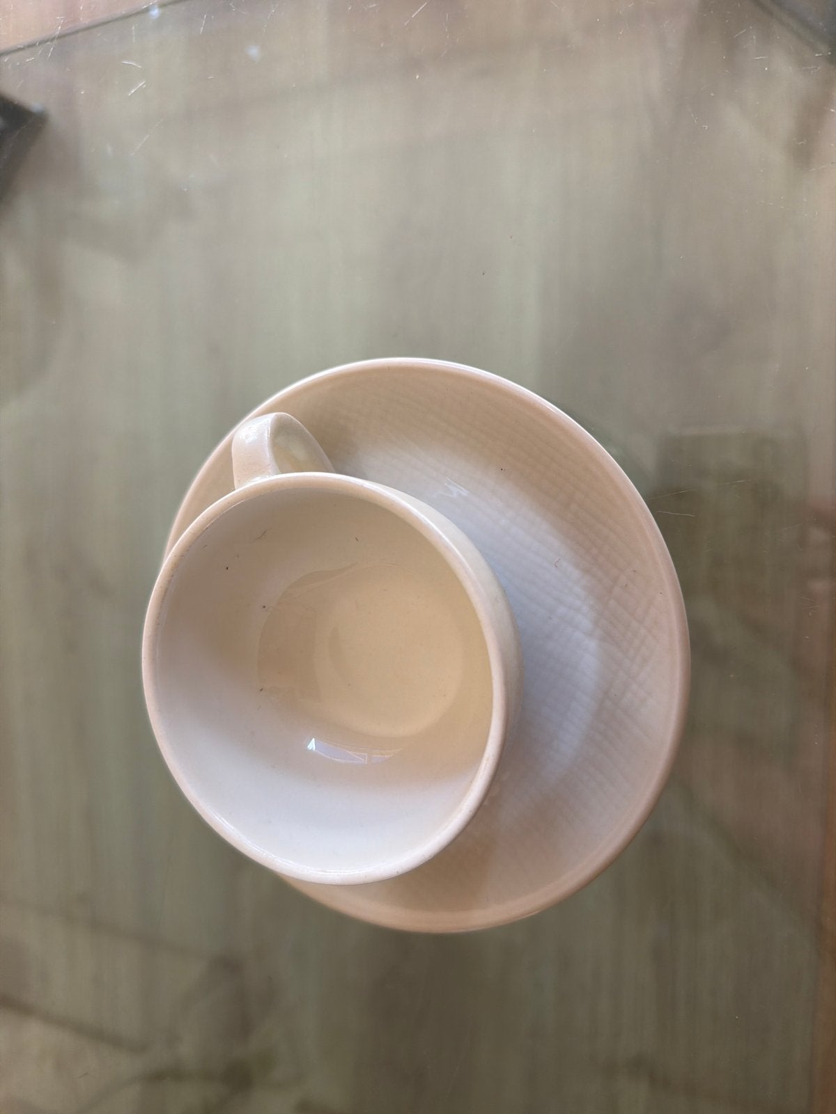 10 x Crèmekleurige kop en schotel van limoges, Ophalen