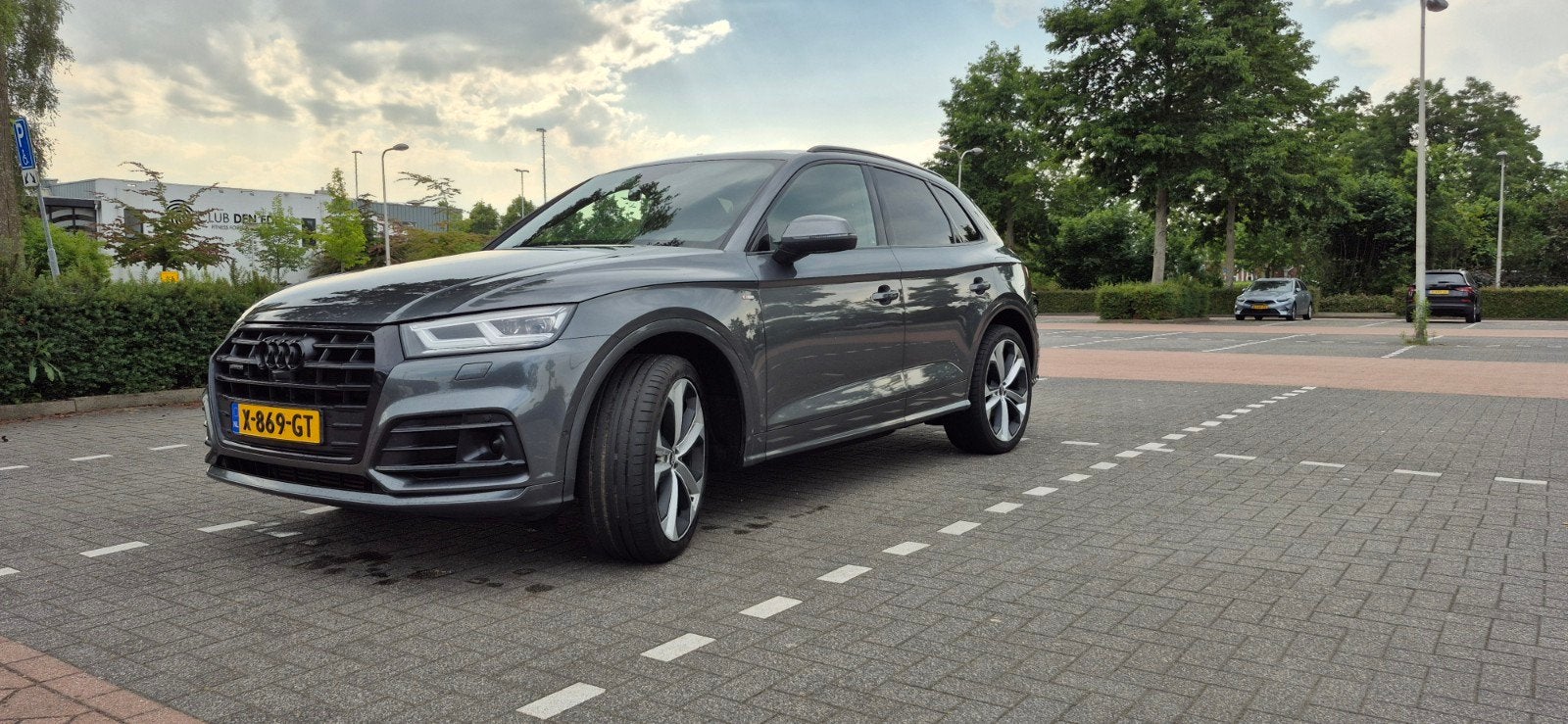 Audi Q5 55 Tfsi e Quattro 367pk S Tronic 2020 Grijs, Auto's, Audi, Automaat, 2005 kg, 1750 kg, Euro 6