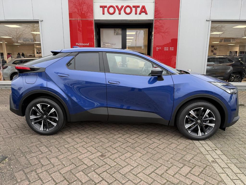 Toyota C-HR 2.0 Plug-in Hybrid 220 Dynamic, Gebruikt, Bedrijf, Hybride Elektrisch/Benzine, 1987 cc
