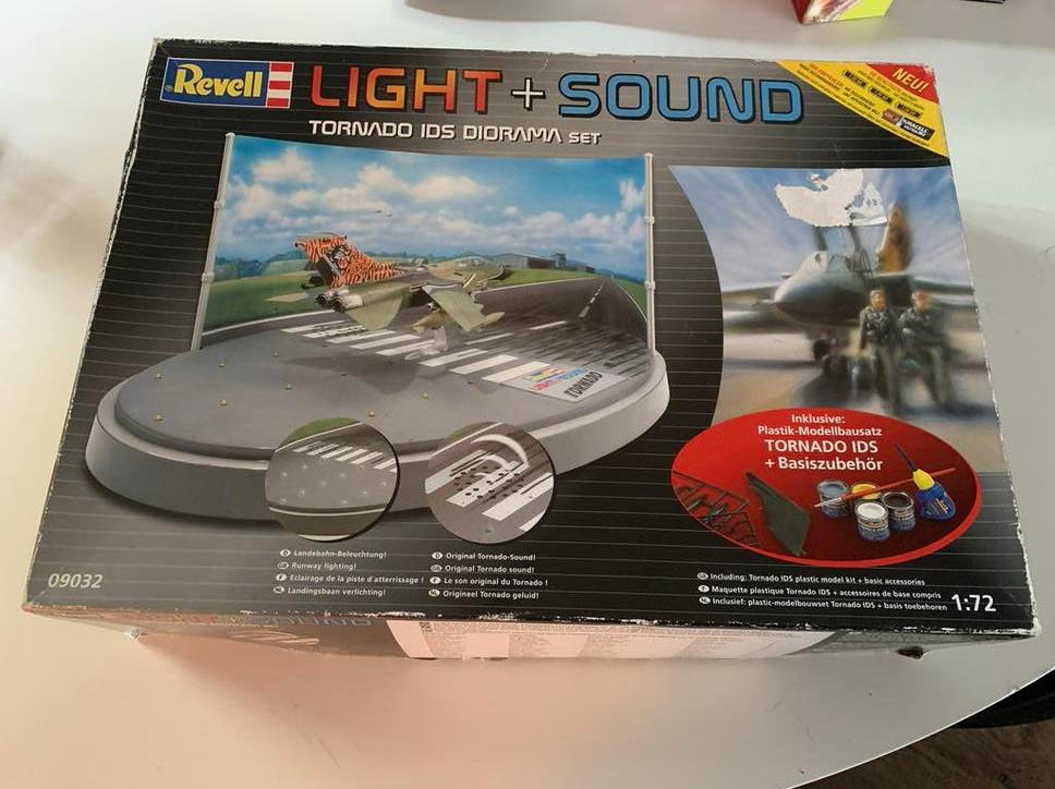 Revell Tornado IDS Diorama Set Licht + Geluid 1:72, Minder dan 85 cm, Zo goed als nieuw, Inbouw, Gas