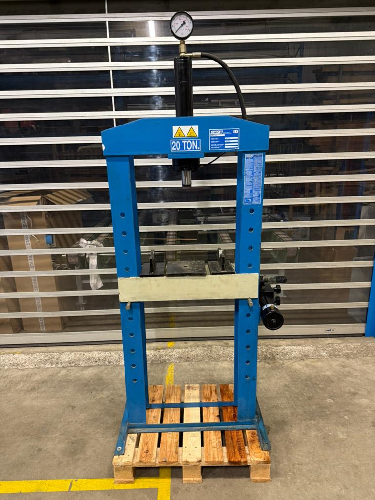 OMCN Werkplaatspers 20 ton | Hydraulische pers, Auto diversen, Ophalen
