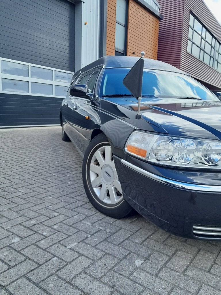 Lincoln Town Car  Rouwauto te koop, Auto's, Automaat, Achterwielaandrijving, Zwart, Leder