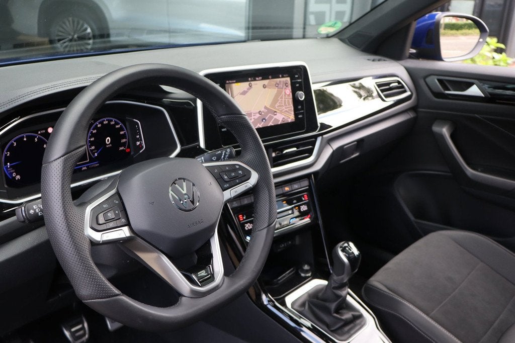 Volkswagen T-Roc 1.0 TSI R-Line|LED Matrix|Navi|Camera|Panor, Auto's, Volkswagen, Voorwielaandrijving, Gebruikt, 116 pk, 1204 kg