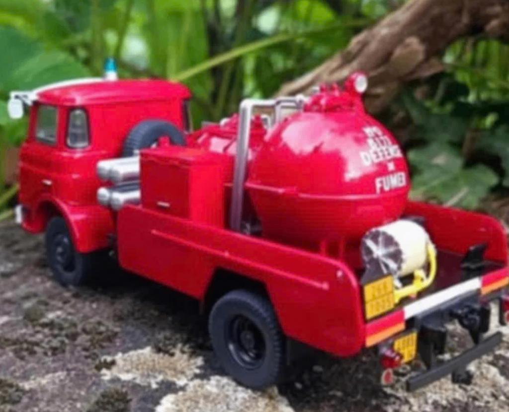 Berliet GAK 50 VIP schuimblusser BRANDWEER schaal 1/43 # 65, Verzenden, Nieuw, Bus of Vrachtwagen, Overige merken