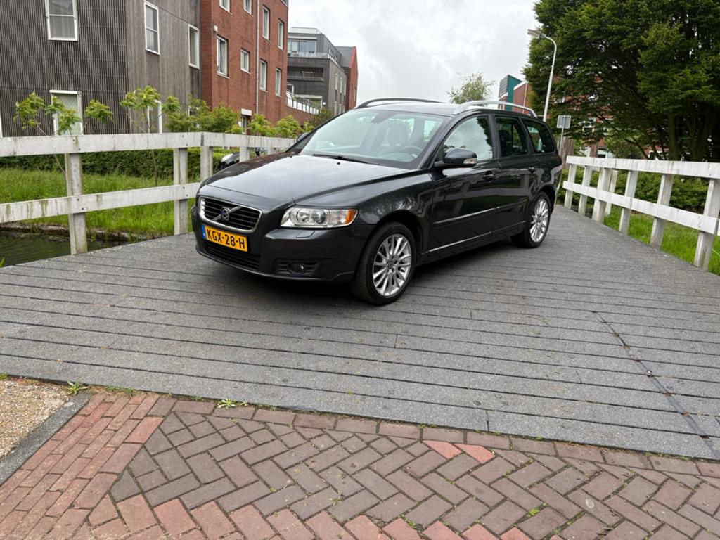 Volvo V50 T5 AWD 230 PK Youngtimer 167DKM!!!, Auto's, Volvo, Particulier, V50, ABS, Airbags, Airconditioning, Alarm, Bluetooth