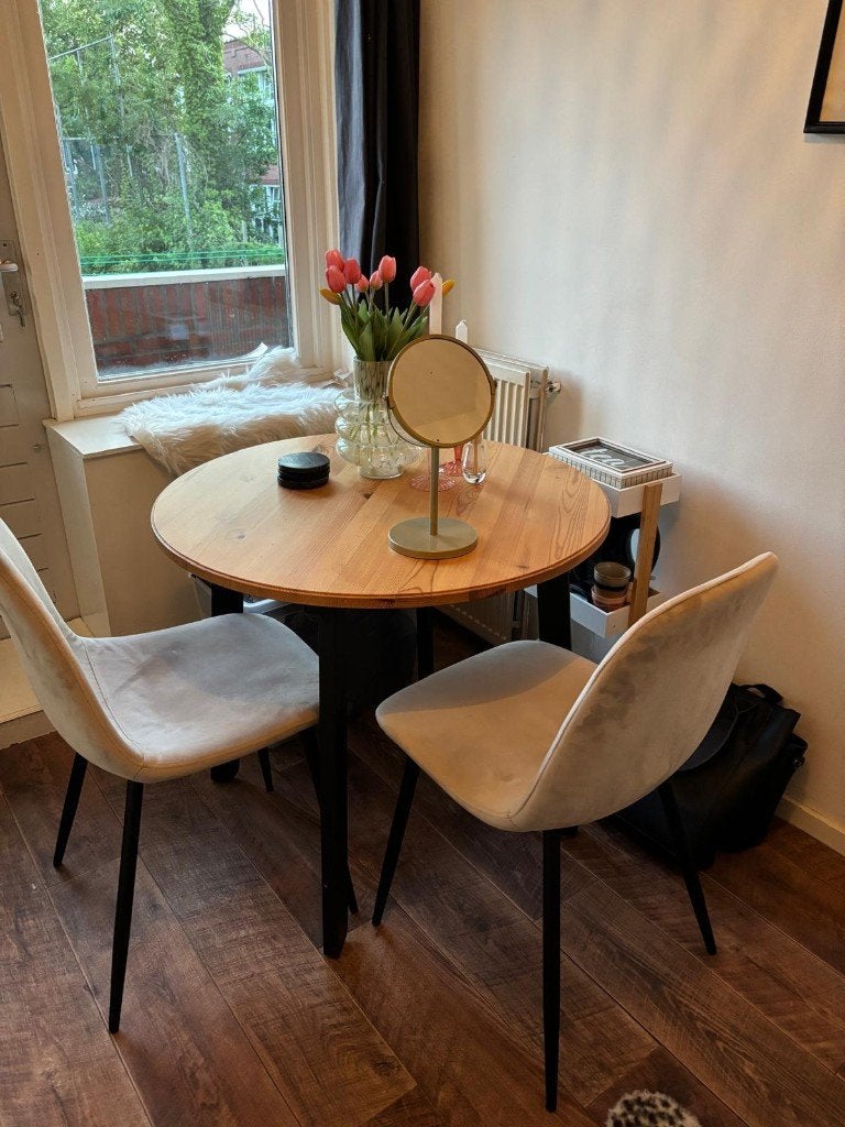 Eetkamer stoelen 2x, Ophalen, Twee, Zo goed als nieuw, Stof