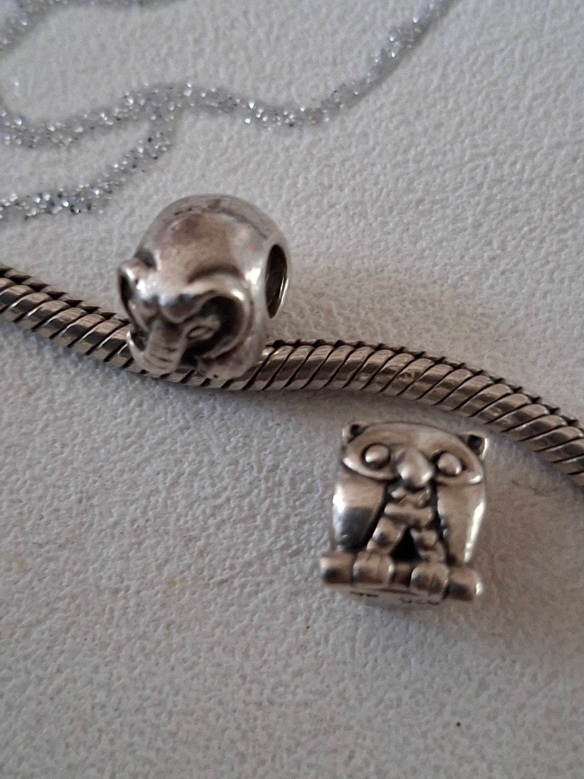Zilveren dierenbedels, ook geschikt voor Pandora, Sieraden, Tassen en Uiterlijk, Bedels, Verzenden, Zo goed als nieuw, Tedora