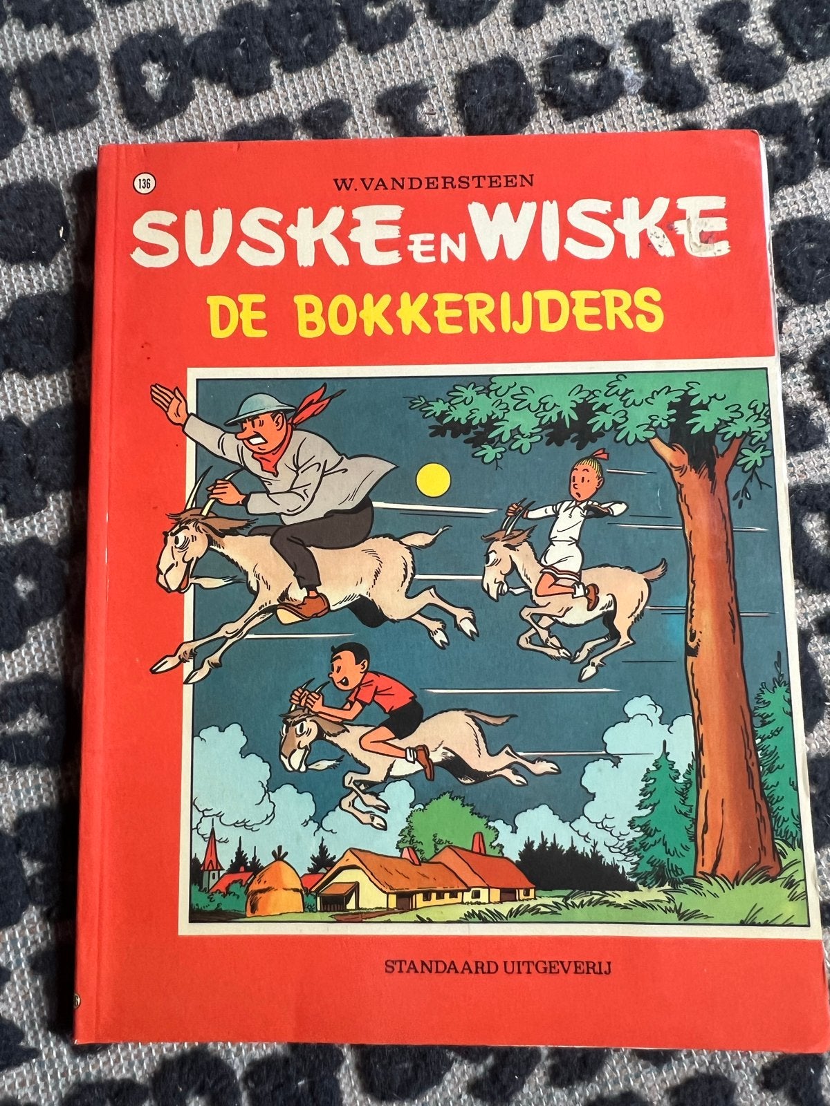 Suske en Wiske - De Bokkerijders (Rode Reeks), Eén stripboek, Ophalen of Verzenden, Gelezen