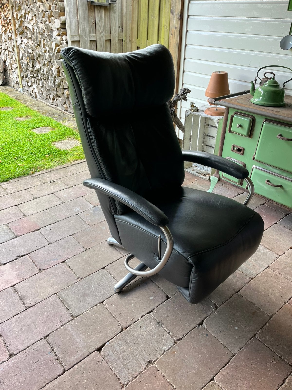 Easysit Relax stoel , Zwart Leer, Ophalen, Zo goed als nieuw, Leer, 50 tot 75 cm