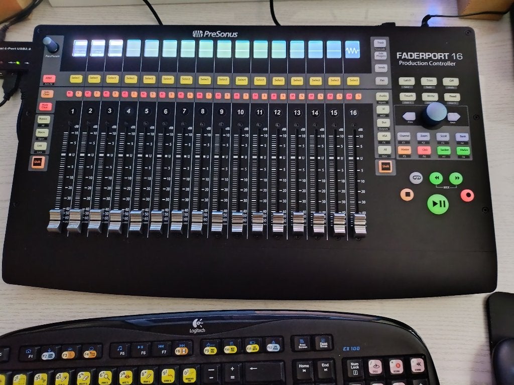 PreSonus Faderport 16, Ophalen of Verzenden, Zo goed als nieuw, 10 tot 20 kanalen