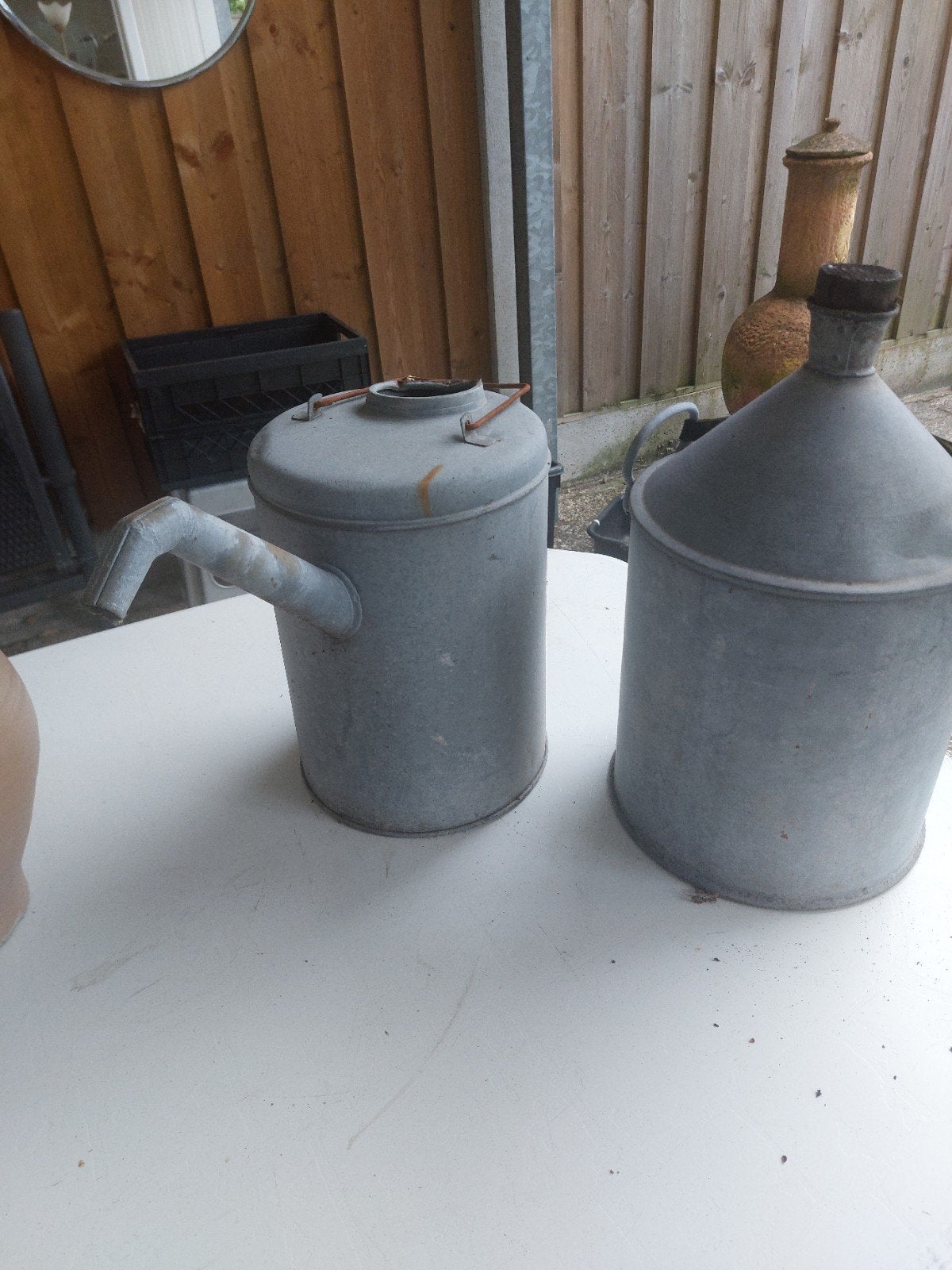 Set van 2 vintage zinken gieters/kannen, Ophalen
