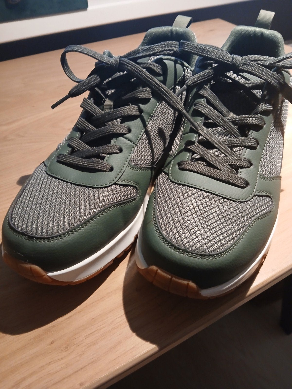 Skechers groen maat 45 Nieuw, Ophalen of Verzenden, Nieuw, Overige kleuren