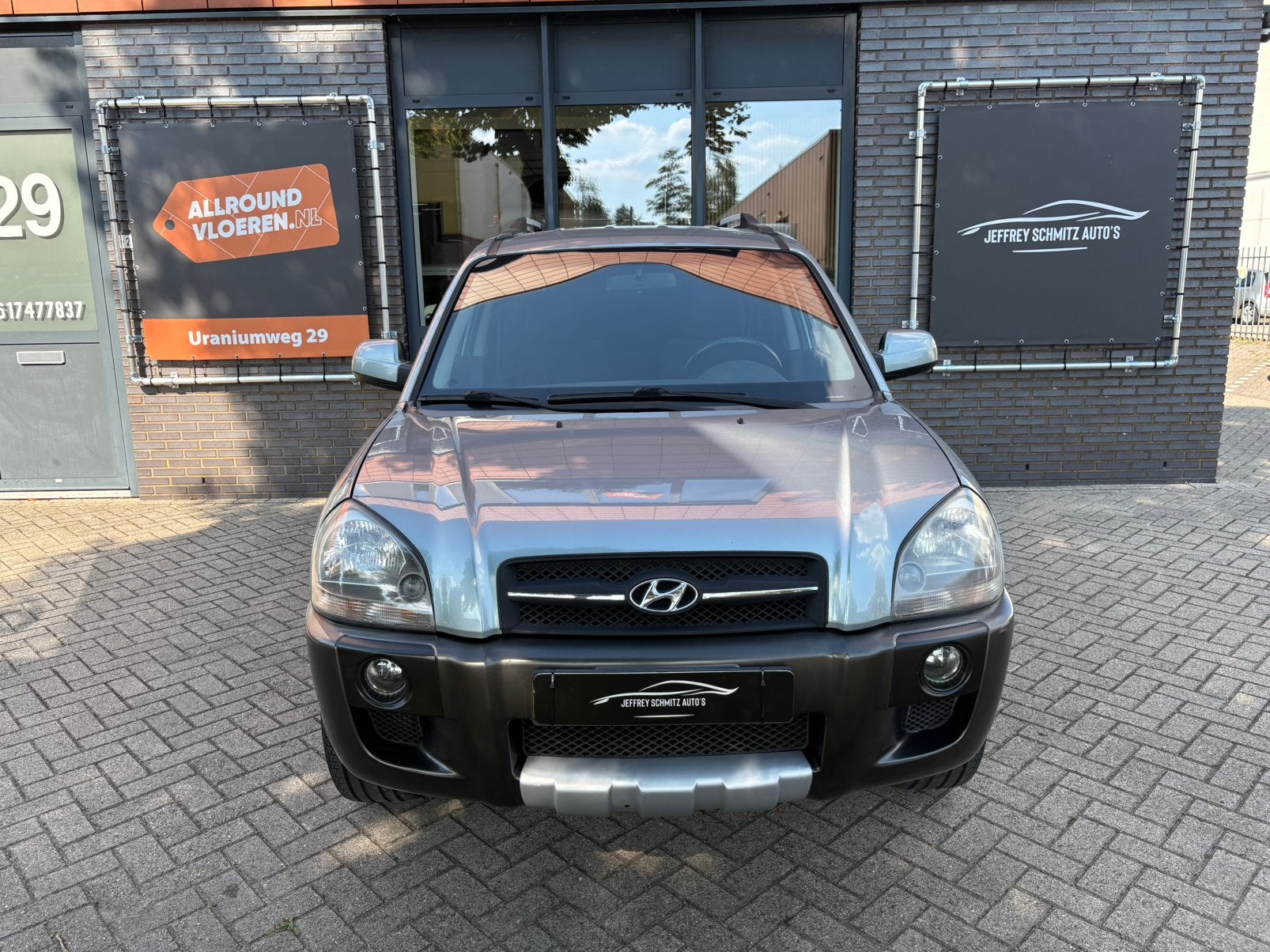 Hyundai Tucson 2.0 I 2WD 2007 Grijs keurig onderhouden!!!, Stof, 4 cilinders, Origineel Nederlands, Handgeschakeld