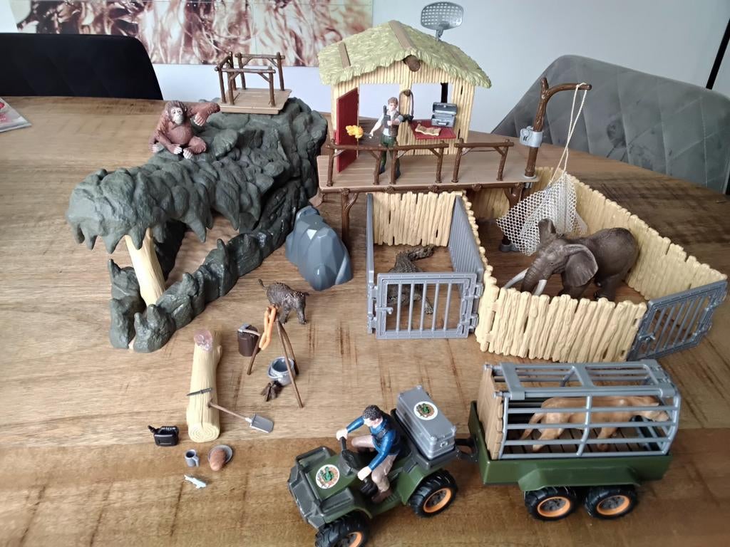 Schleich Wild Life onderzoekcentrum (B), met quad en aanhang, Ophalen of Verzenden, Zo goed als nieuw