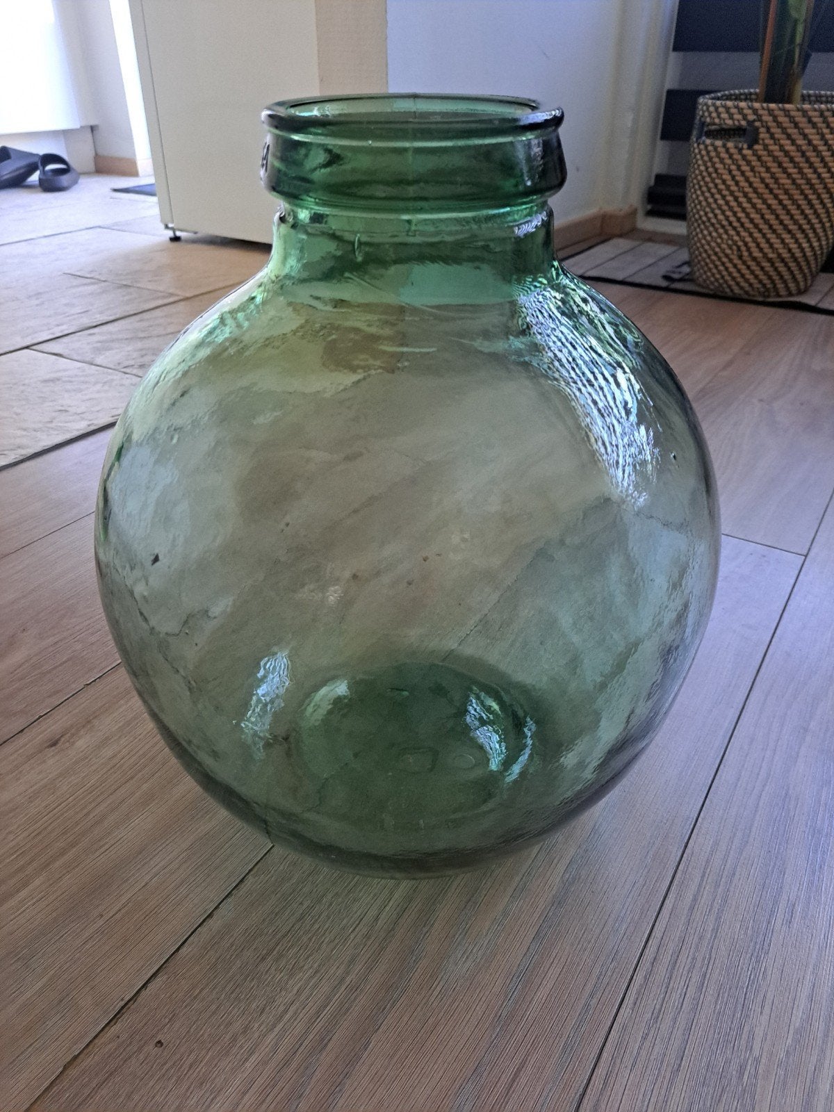 Oude groene glazen gistfles / Dame-Jeanne, Ophalen