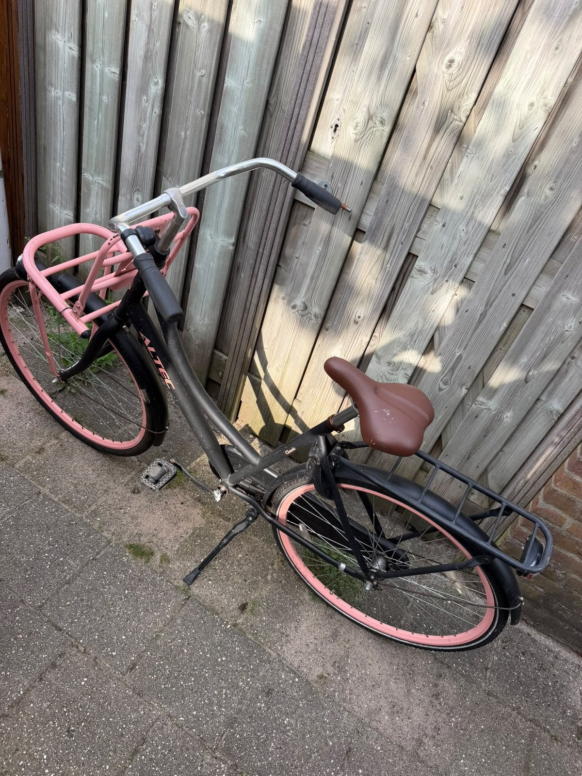 Omaifets zwart rose, Ophalen of Verzenden, Zo goed als nieuw