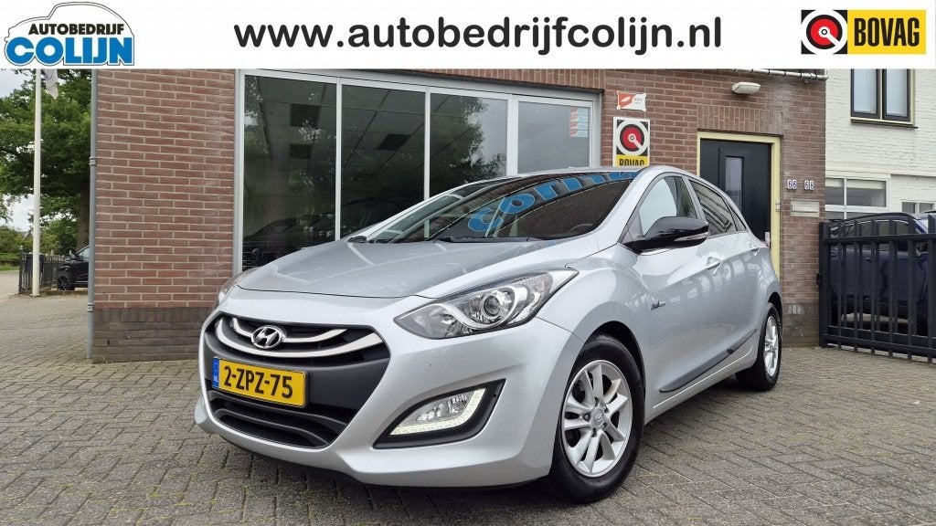 Hyundai i30 1.6 GDI Go!, Trekhaak, Navi NL auto! (bj 2015), Auto's, Hyundai, Keurmerk '100% Onderhouden', Euro 5, Gebruikt, 4 cilinders
