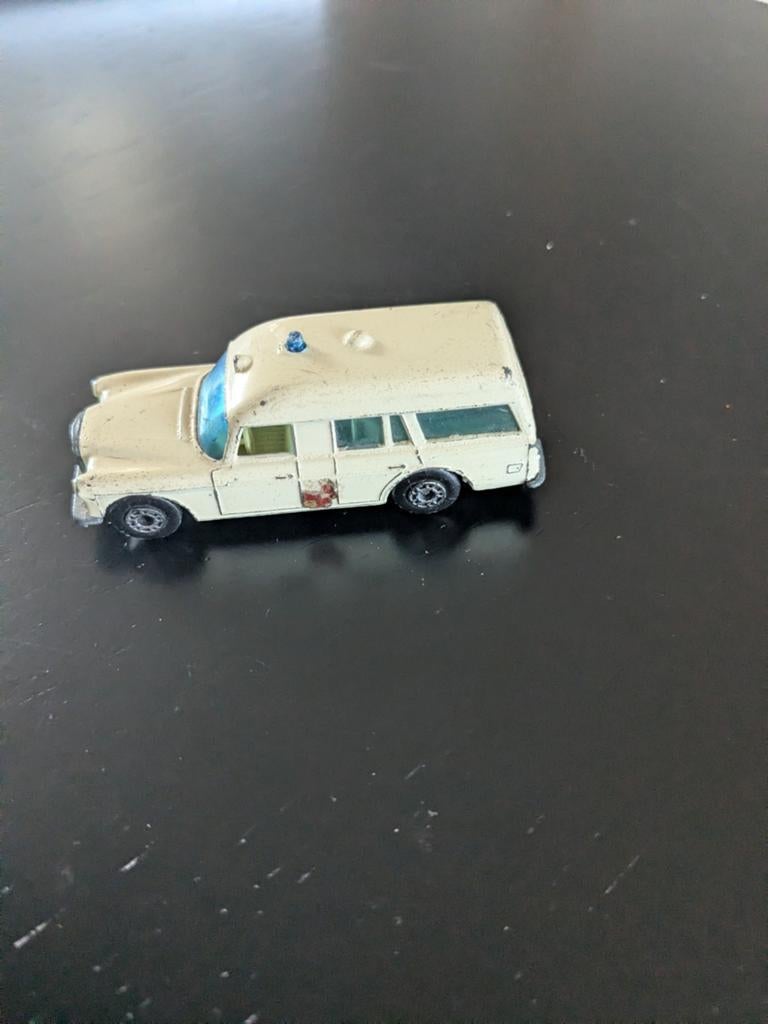 Vintage Matchbox Mercedes-Benz Ambulance Speelgoedauto, Ophalen of Verzenden, Gebruikt