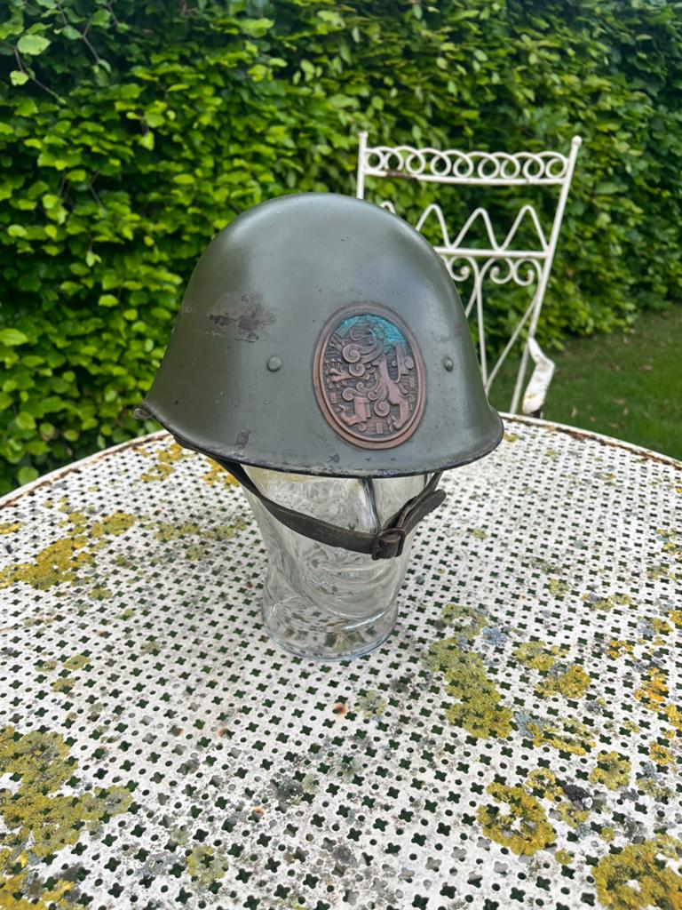 Nederlandse m27 m34 helm op naam!, Verzamelen, Militaria | Tweede Wereldoorlog, Ophalen of Verzenden, Nederland, Helm of Baret