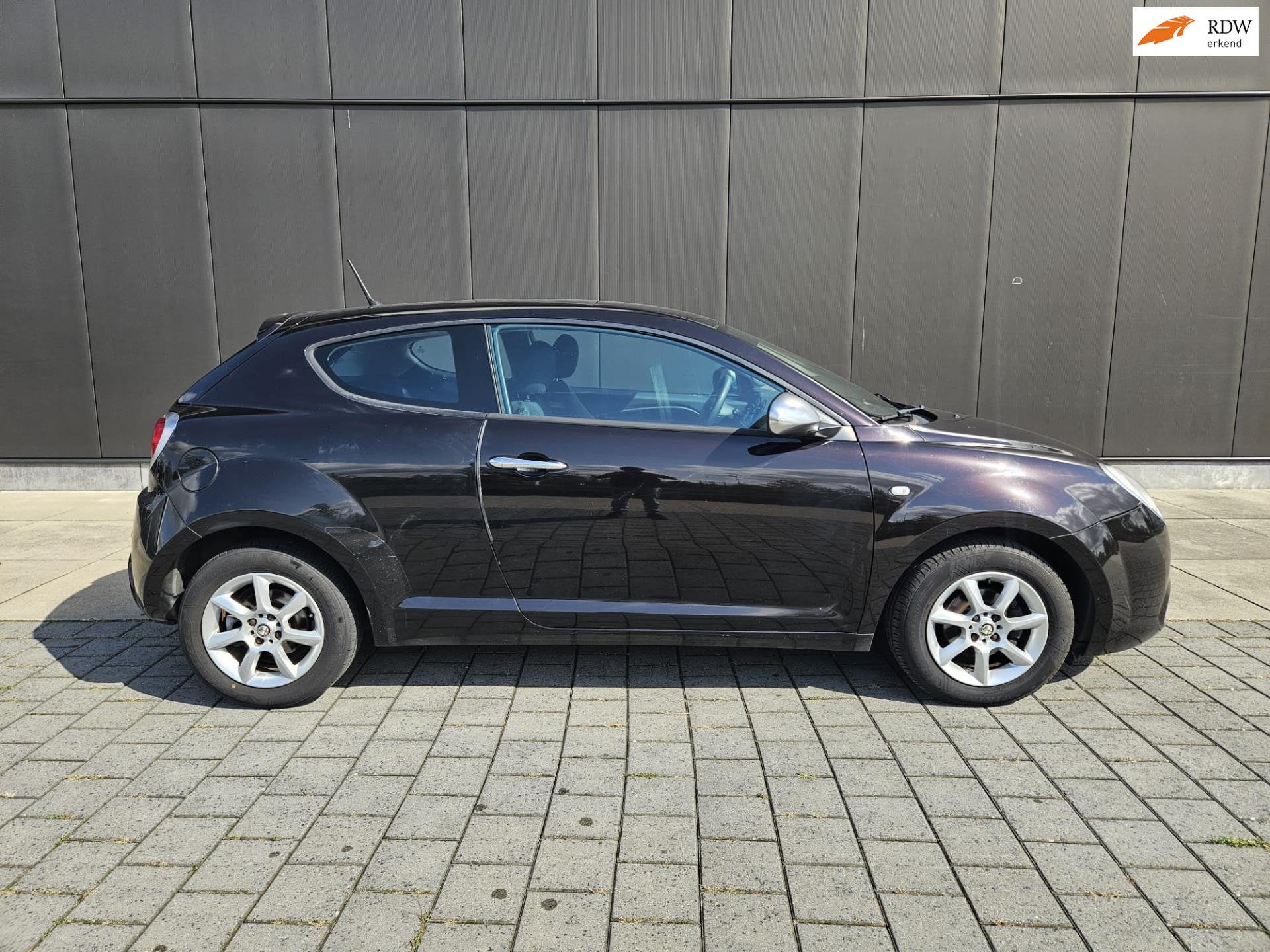 Alfa Romeo MiTo 1.4 Essential/ NIEUWE APK & KOPPELING/ AIRCO, Auto's, Alfa Romeo, Voorwielaandrijving, Euro 5, Stof, Gebruikt