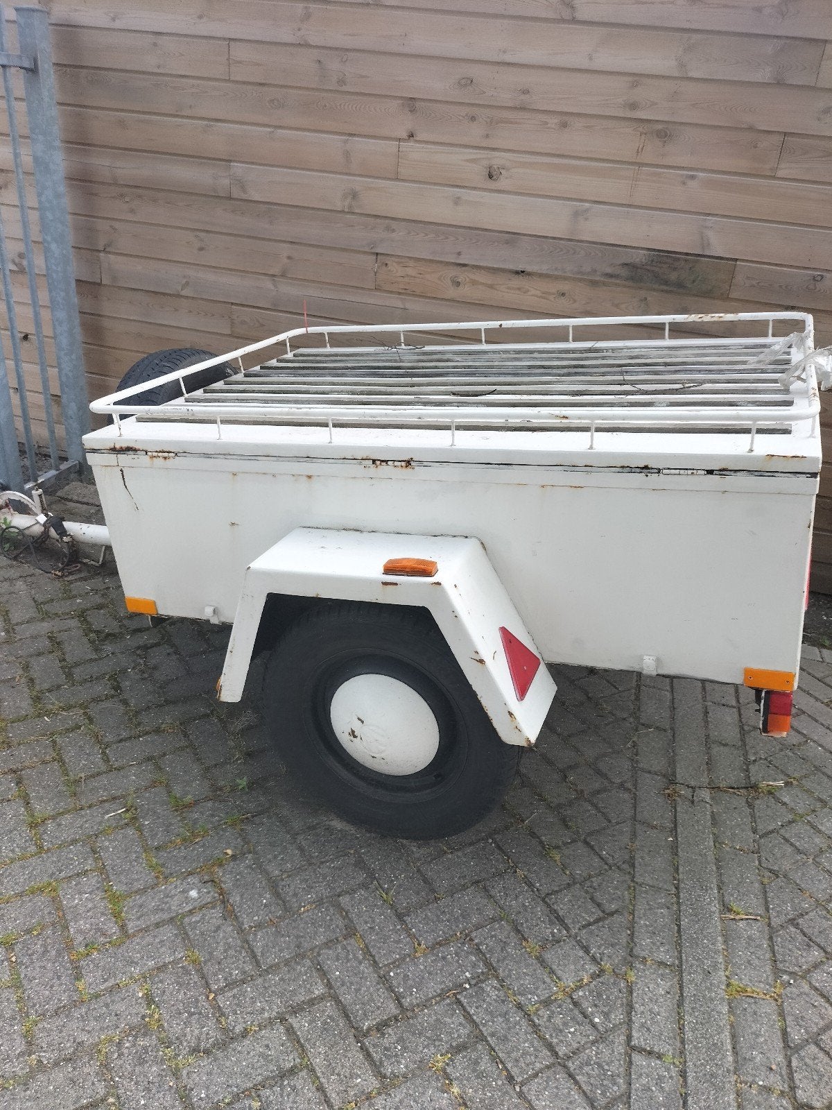 Oudere aanhangwagen - opknapper, Auto diversen, Ophalen