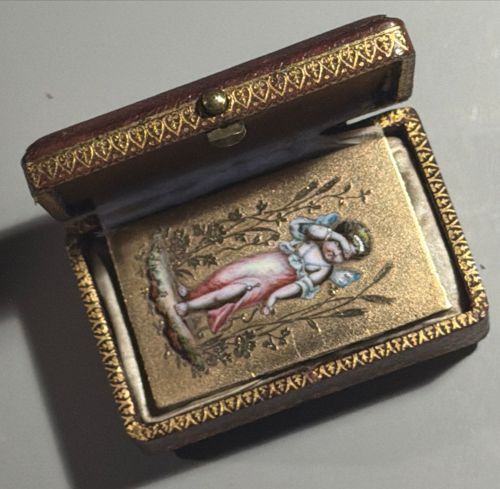 Antieke Franse Emaille Plaquette met Cupido in Doosje, Antiek en Kunst, Verzenden