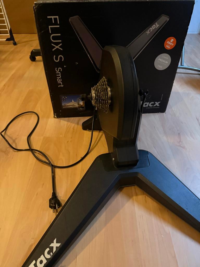 Tacx Flux S Smart fietstrainer, Sport en Fitness, Ophalen, Gebruikt, Benen, Overige typen