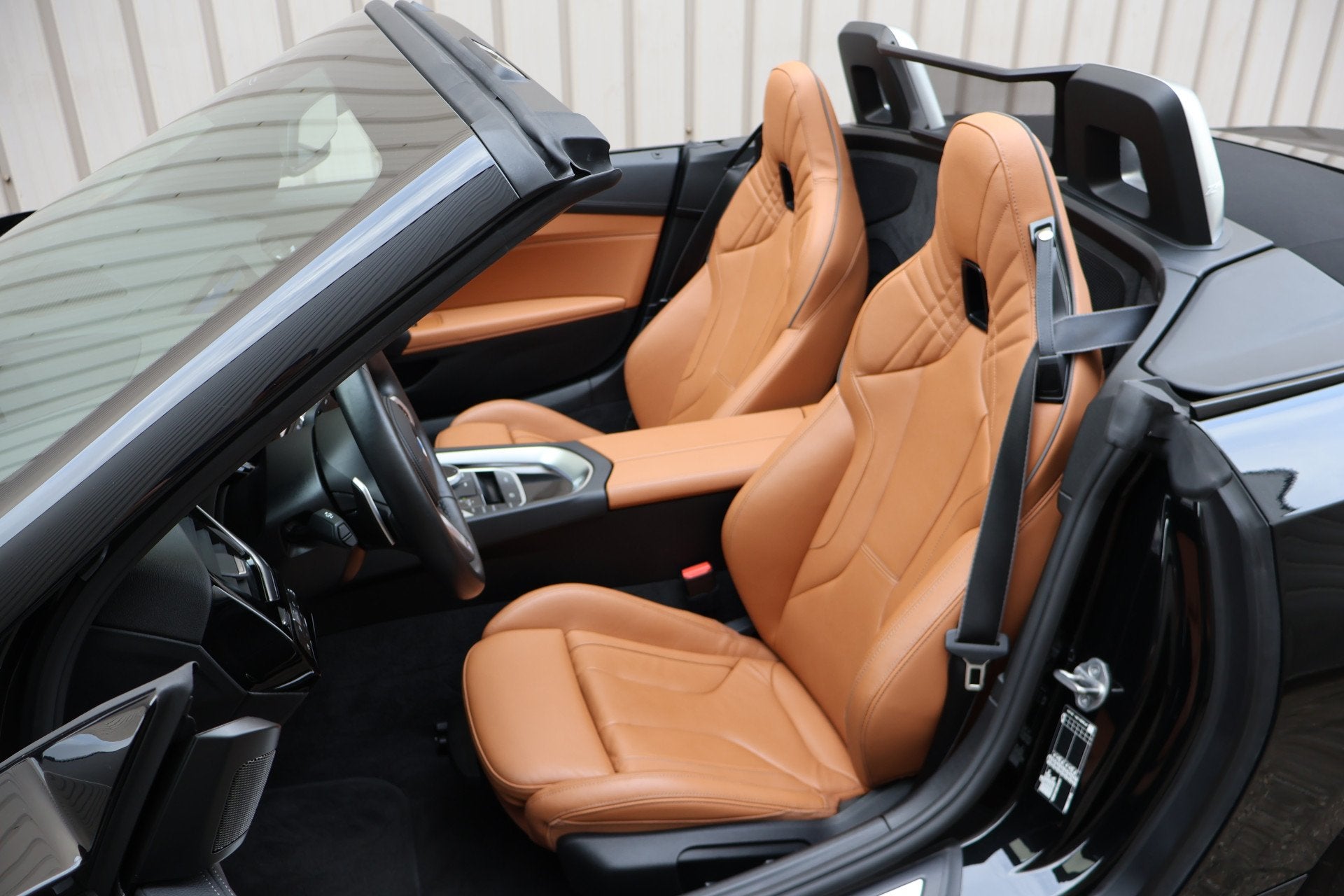 BMW Z4 Roadster sDrive30i High Executive M Sport Automaat /, Auto's, Gebruikt, Zwart, 4 cilinders, 1445 kg