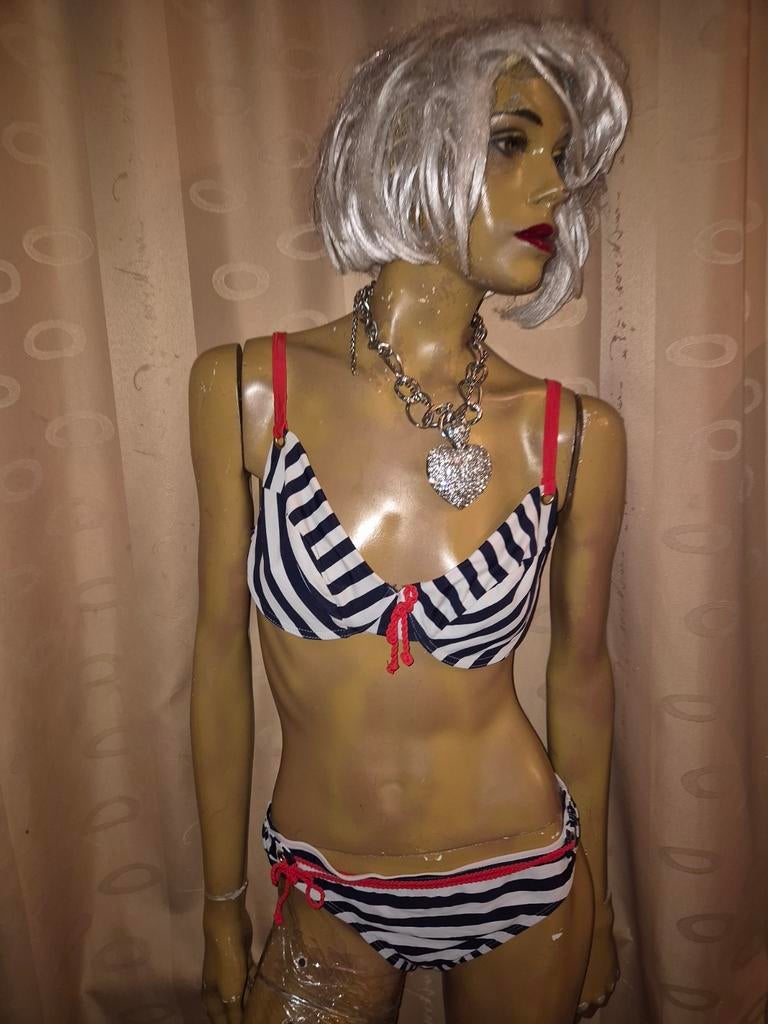 Bikini setje blauw wit gestreept met rode  hunkemöller L, Hunkemöller, Ophalen of Verzenden, Zo goed als nieuw, Bikini