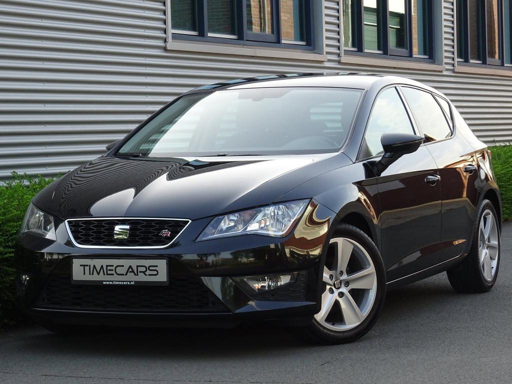 SEAT Leon FR 1.4 TSI 140 PK LED Sportstoelen Eerste Eigenaar, Auto's, Seat, Voorwielaandrijving, 1131 kg, Gebruikt, Zwart