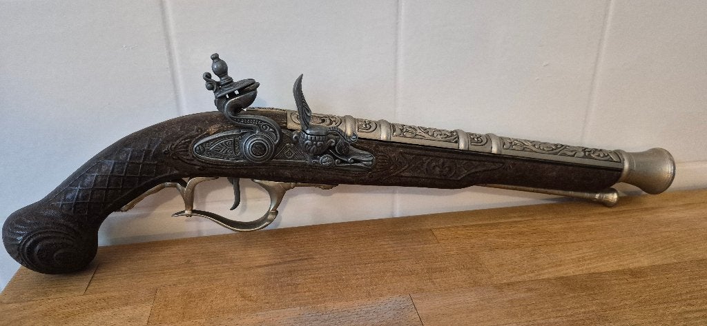 Antiek decoratief vuursteenpistool, Ophalen of Verzenden