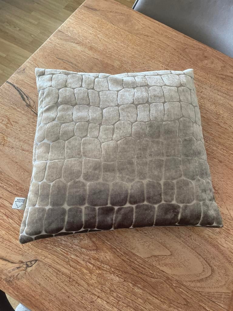 Kussen €5,00, Huis en Inrichting, Woonaccessoires | Kussens, Ophalen of Verzenden, Zo goed als nieuw, Vierkant
