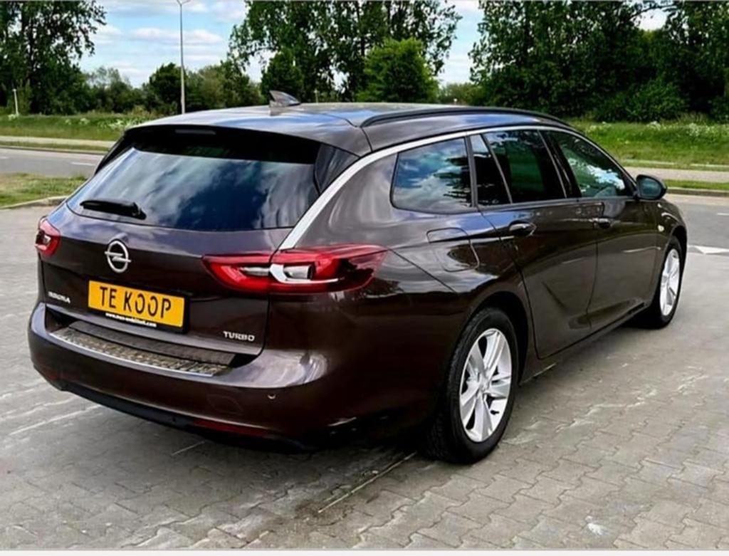 Opel Insignia 1.5 Turbo Ecotec 140pk Start/stop 2018 Bruin, Auto's, Voorwielaandrijving, 730 kg, 4 cilinders, Bruin