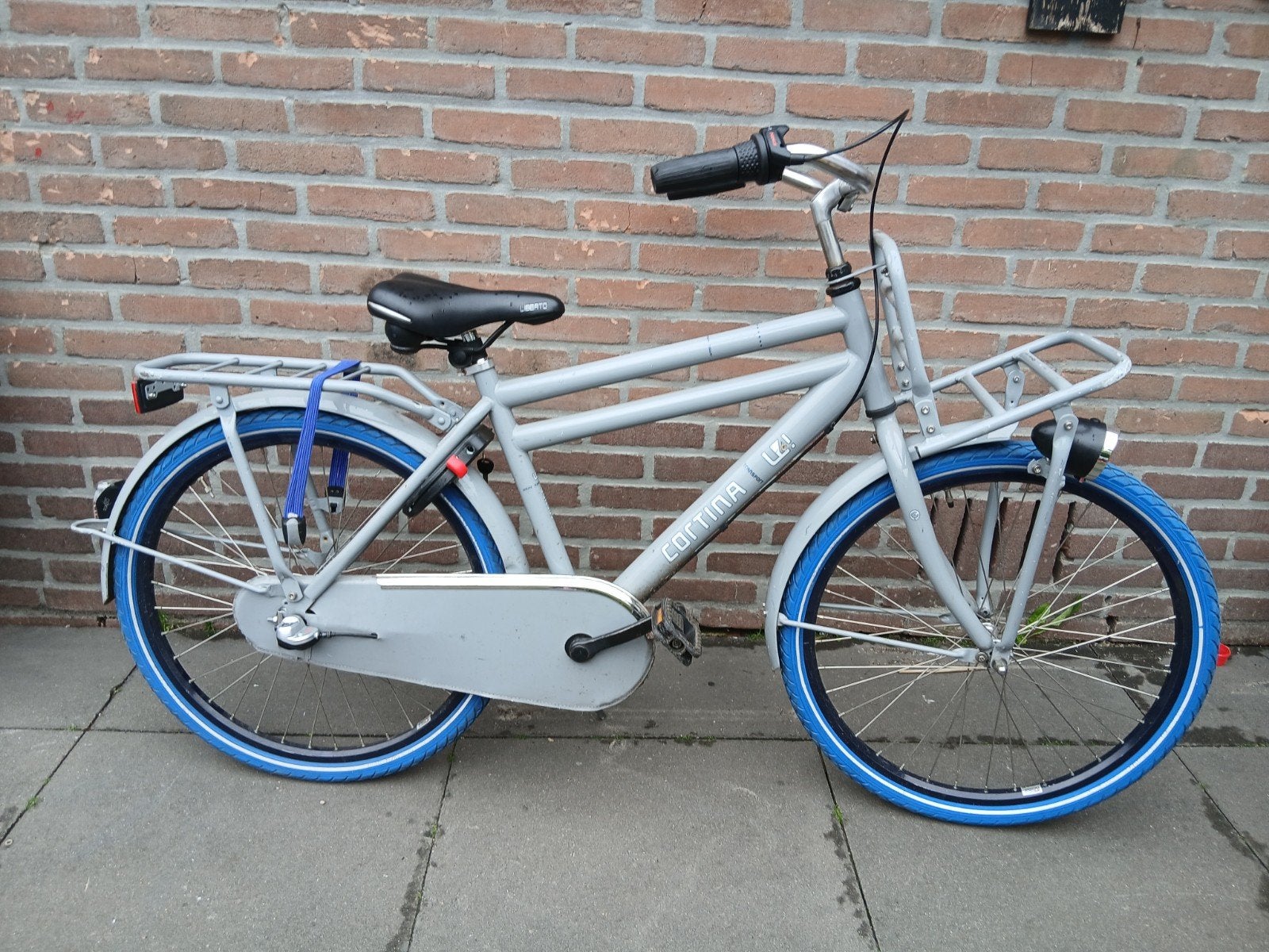 24 inch cortina 3 u4 transporterfiets versnellings grijs, Ophalen, Cortina U4 transportfiets, Velgrem, Versnellingen