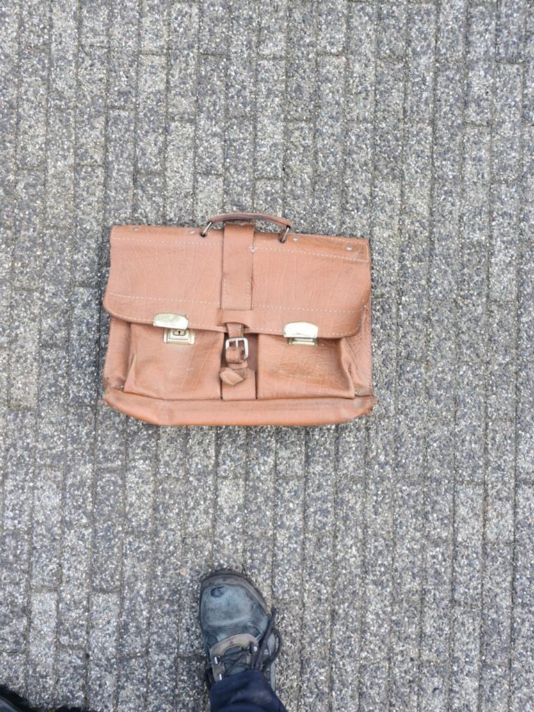 Vintage Leren Aktetas/Schooltas - Authentiek & Robuust, Antiek en Kunst, Ophalen of Verzenden