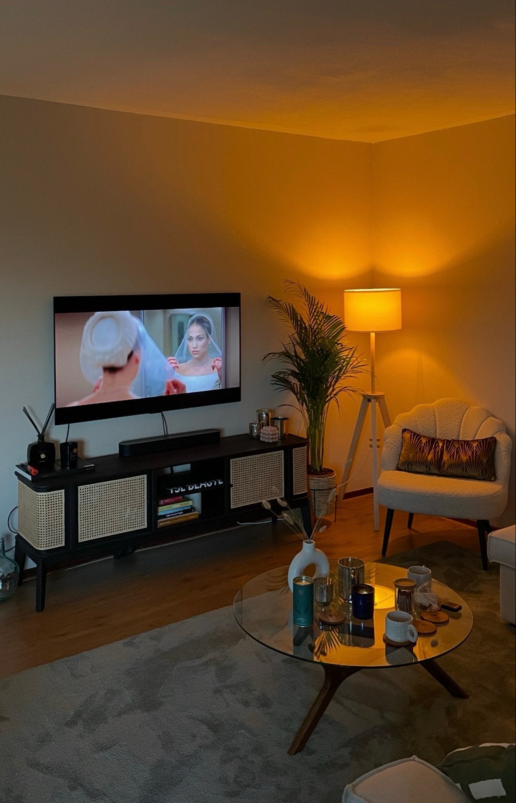 Stijlvol TV-meubel Ratan Naturel/Zwart 170 cm (handgemaakt), Huis en Inrichting, Kasten | Televisiemeubels, Ophalen, 150 tot 200 cm