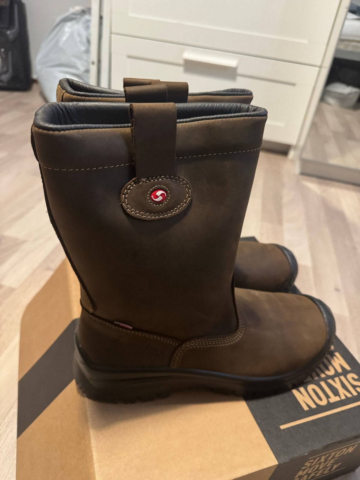 Sixton Peak veiligheidslaarzen - Nieuw in doos, Ophalen, Nieuw