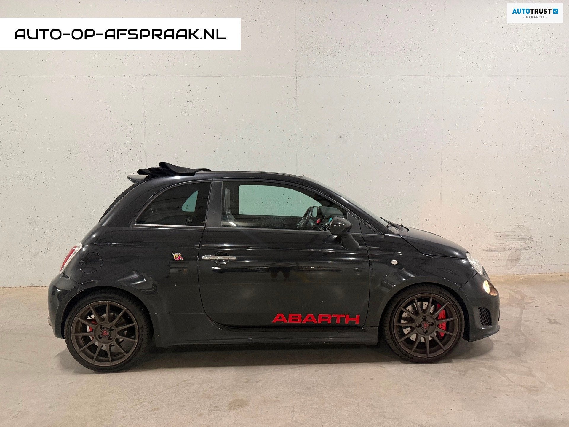 Fiat 500 C 1.4 T-Jet Abarth Turismo 161pk Leer Cabrio, Auto's, Voorwielaandrijving, 15 km/l, 4 cilinders, Cabriolet
