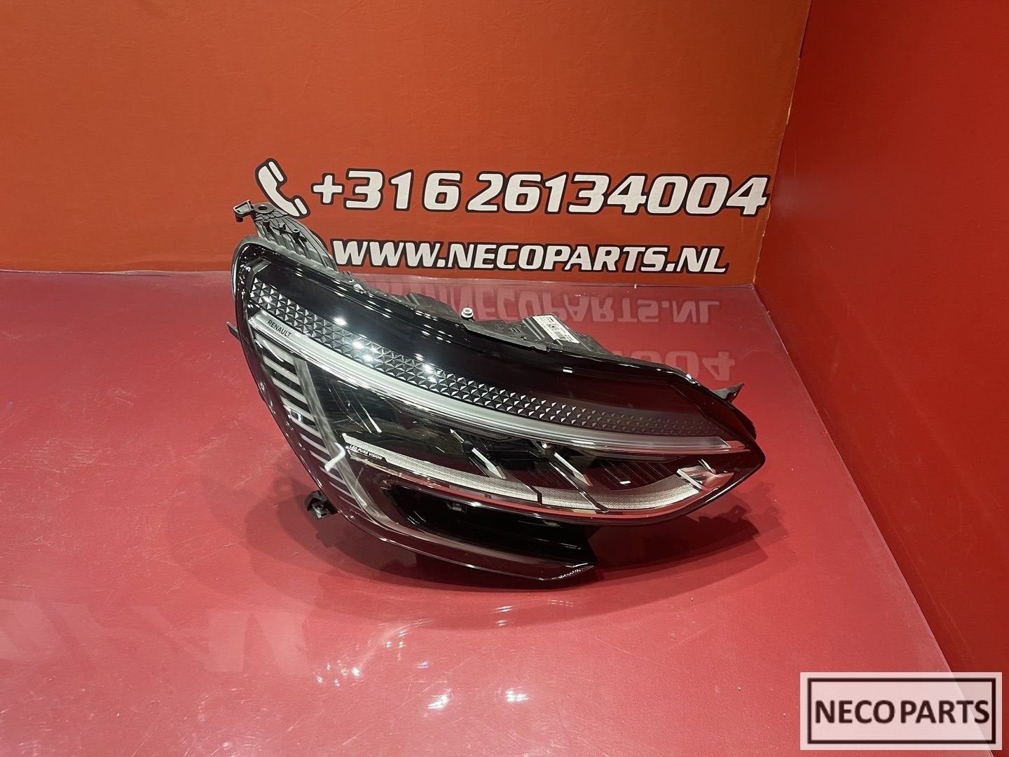 RENAULT MEGANE VOL LED KOPLAMP RECHTS ORIGINEEL 260106798R, Gebruikt, -, Renault, -