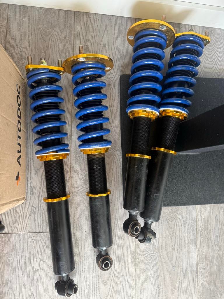 BC Racing Custom Coilovers Japan - zo goed als nieuw, Ophalen of Verzenden, Gebruikt, Universele onderdelen