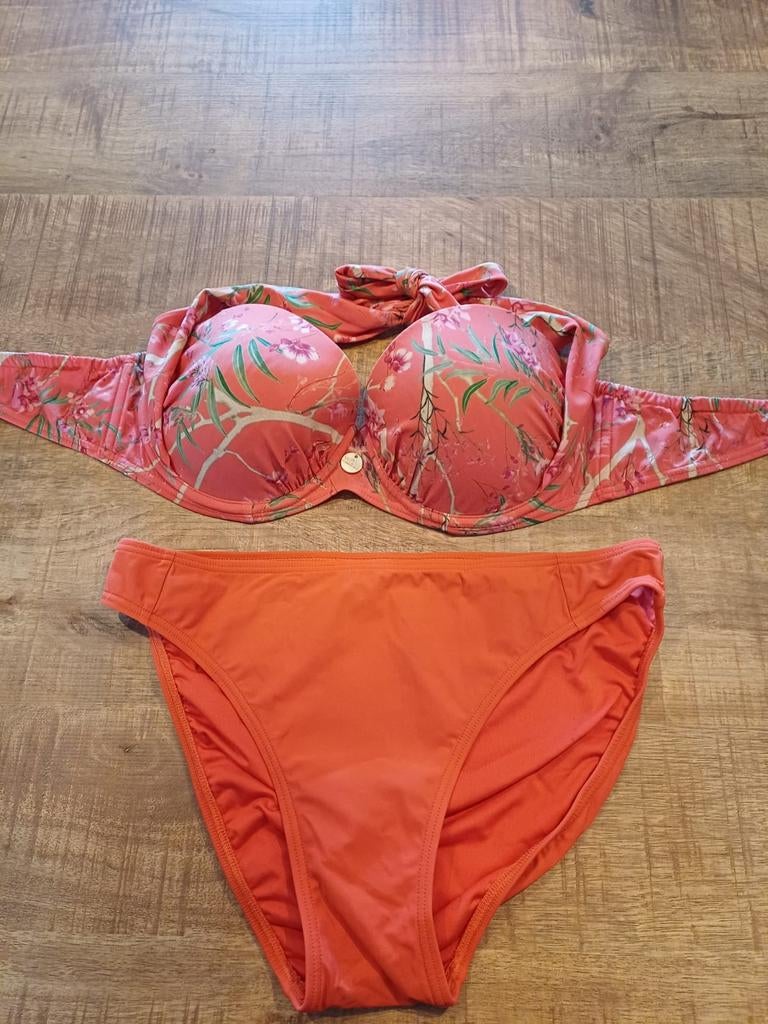 Bikini, Kleding | Dames, Badmode en Zwemkleding, Verzenden, Oranje, Zo goed als nieuw, MS Mode