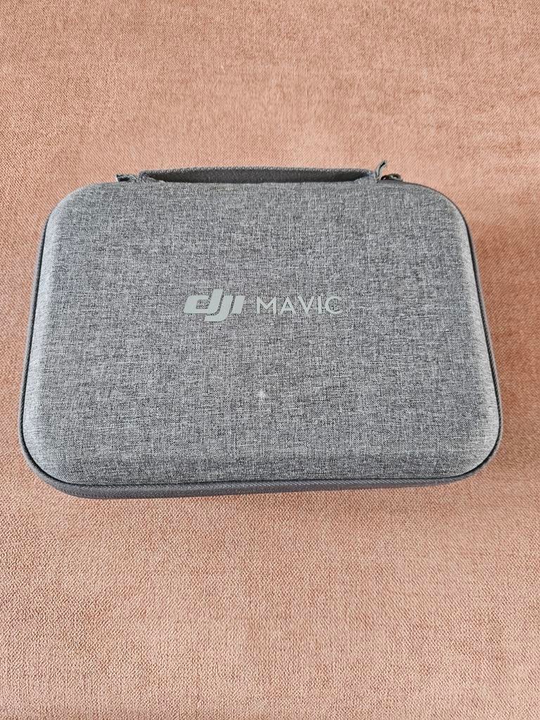 DJI Mavic Mini combo compleet met accessoires, Cameradrone, Zo goed als nieuw, DJI, 15 tot 30 minuten