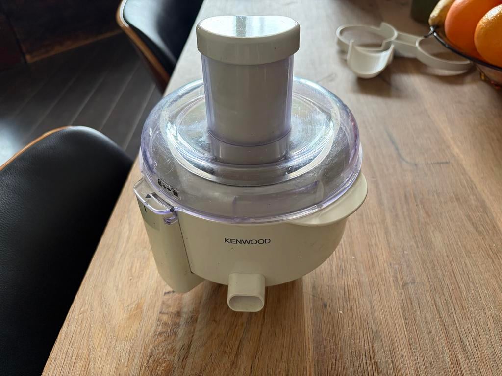 Kenwood sapcentrifuge met diverse accessoires, 1 tot 2 liter, 2 snelheden, Ophalen of Verzenden, Zo goed als nieuw