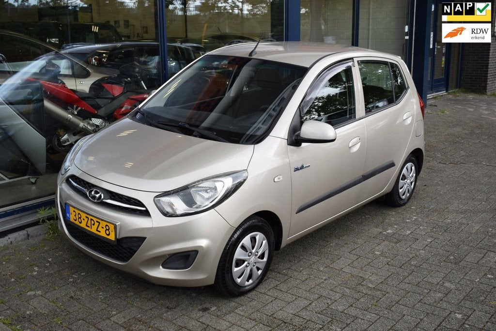 Hyundai I10 1.0 i-Drive Cool, Voorwielaandrijving, Stof, Gebruikt, 400 kg
