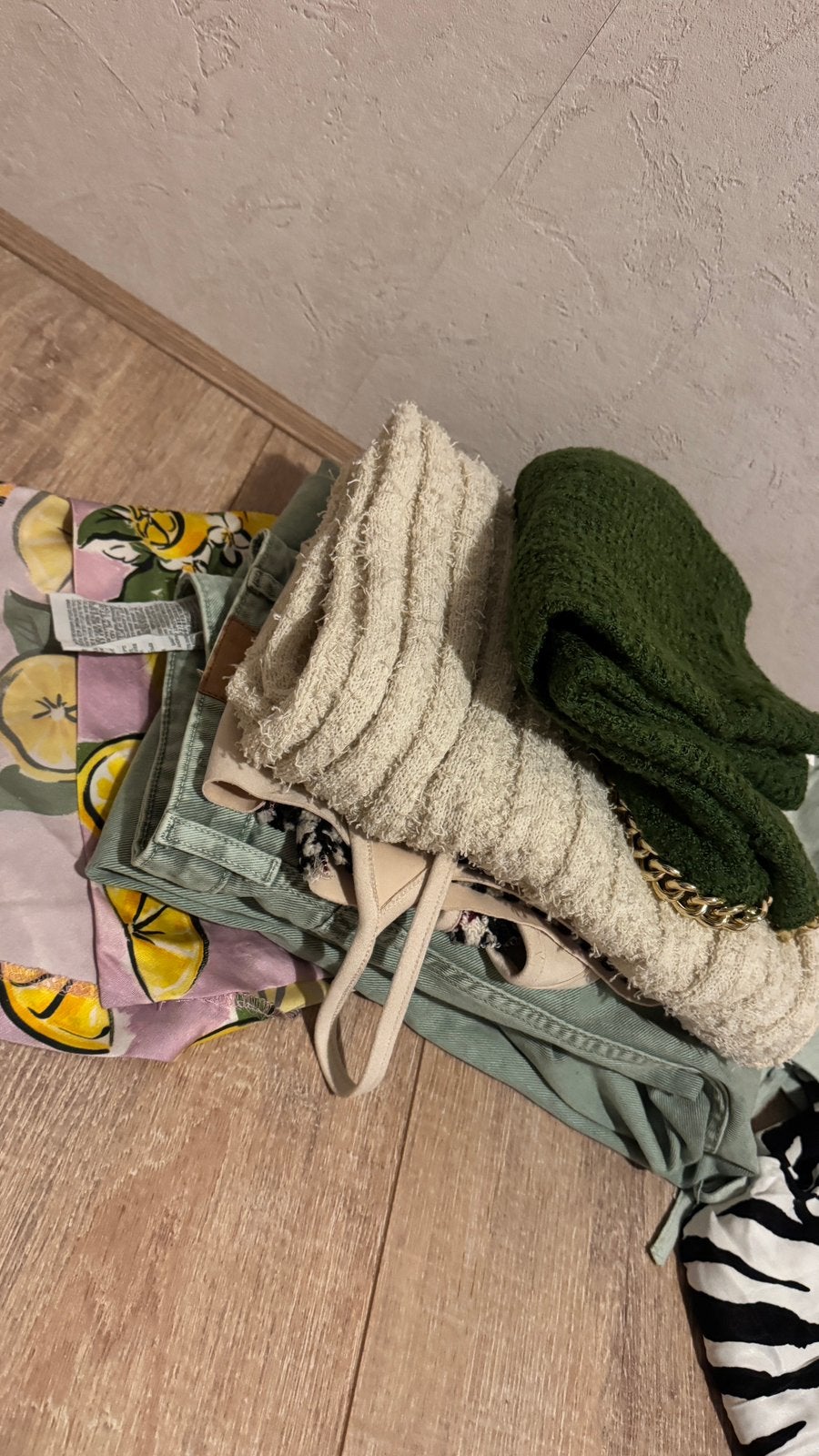 Zak kleding o.a ZARA, 80 tot 90 cm, 5 cm of meer, Zwart, Tailleriem