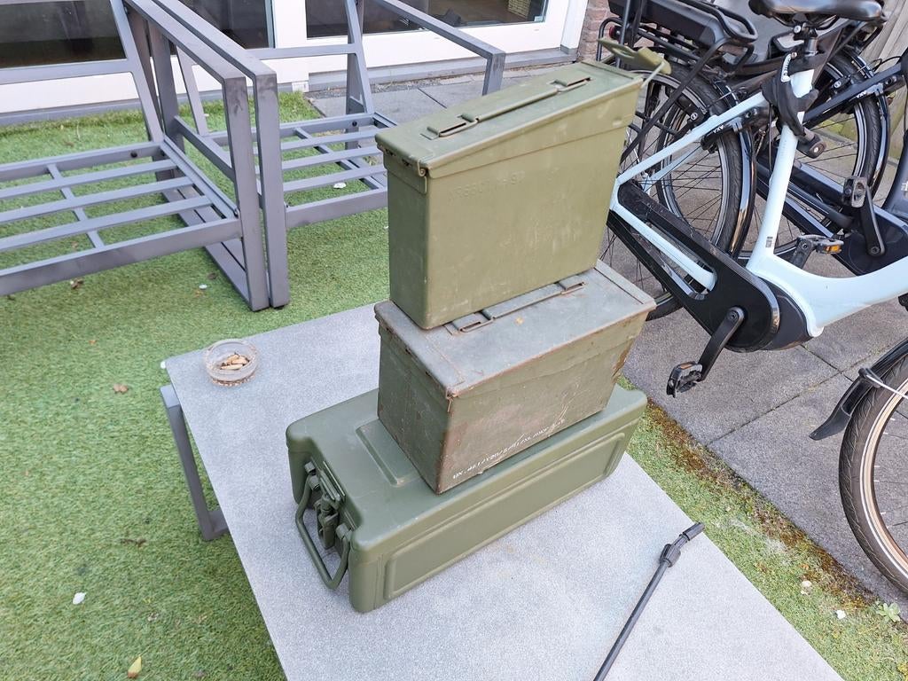 Munitie kisten, Verzenden