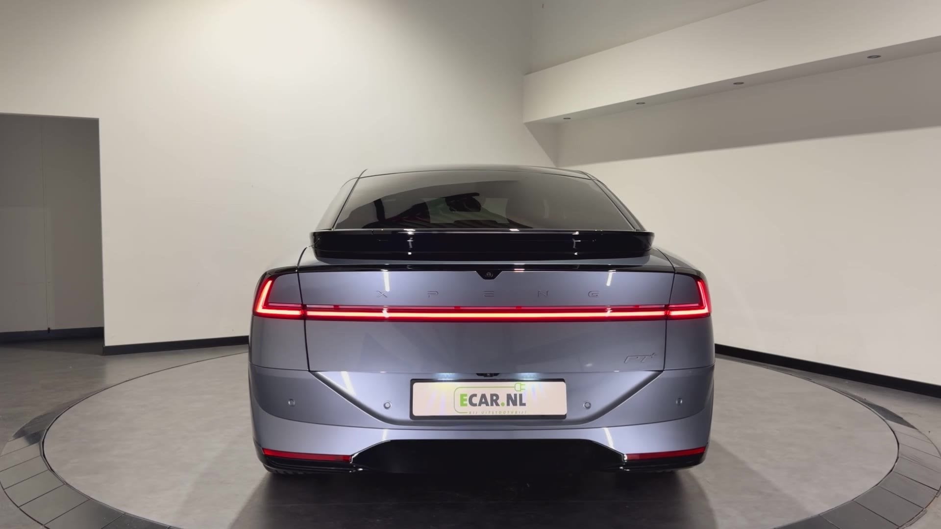 XPENG P7+ RWD Long Range 74.9 kWh | Wordt verwacht! | Donker, Auto's, Automaat, Achterwielaandrijving, Met garantie (alle), 2100 kg