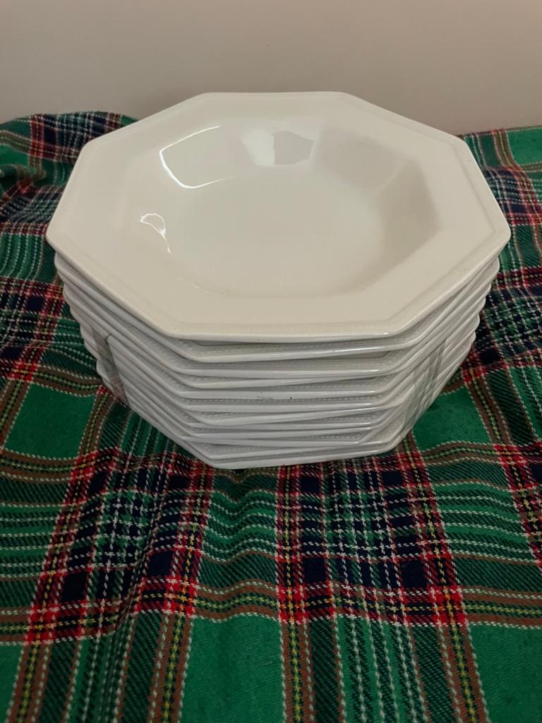 Johnson brothers diepe borden, Huis en Inrichting, Keuken | Servies, Ophalen of Verzenden, Zo goed als nieuw, Bord(en), Overige stijlen
