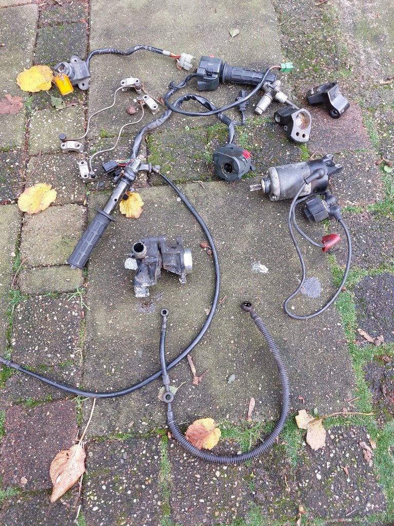 Diverse onderdelen Kawasaki GPX 600, Motoren, Ophalen, Gebruikt